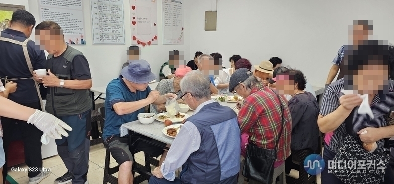제천시 화산동 천원식당 운영모습(김병호 논설주간)