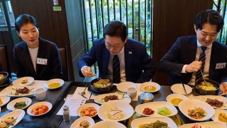 이재명 대통령, 세종 공직자 오찬 격려···“국민 삶과 직결된 시간” 강조
