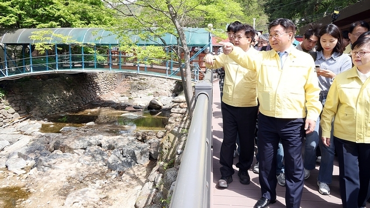 하천·계곡 불법 3만건 적발···정부 “안 치우면 강제철거” 무관용 선언