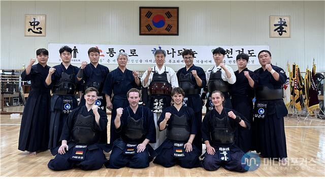 독일검도대표팀 방문 훈련 모습(사진=인천시검도회) 독일검도대표팀 방문 훈련 모습(사진=인천시검도회)