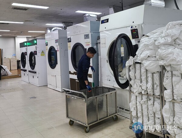 지역우수인재 외국인 근무 모습(단양군) 지역우수인재 외국인 근무 모습(단양군)